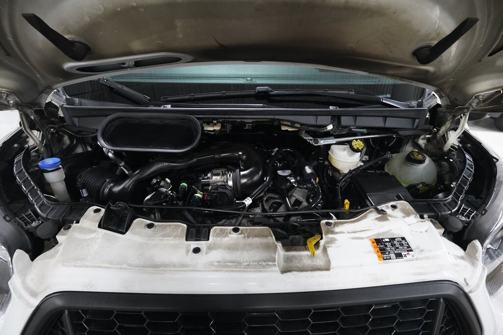 2022 Ford Transit photo 3