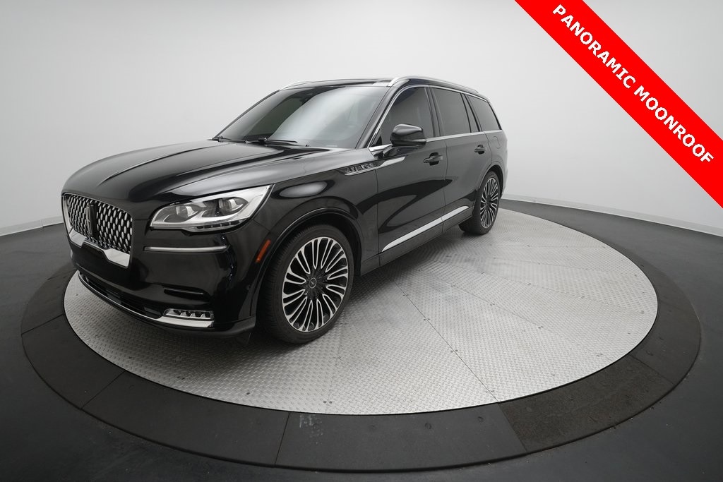 2023 Lincoln Aviator Black Label's photo
