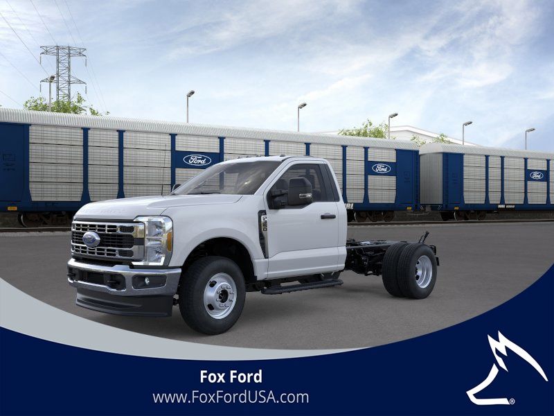 2026 Ford F-350 XL 4x4 Regular Cab 169-In DRW's photo