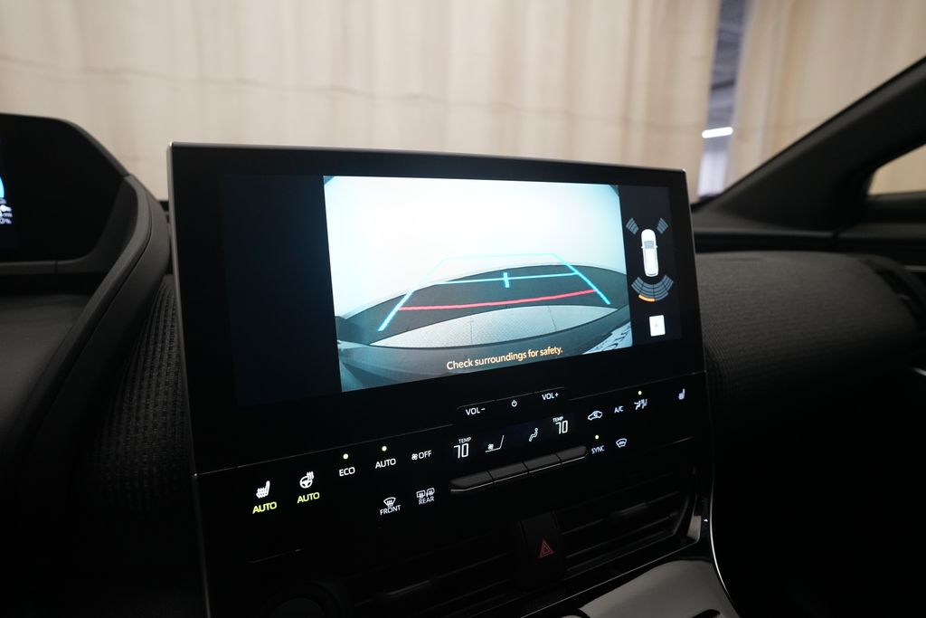 2024 Toyota bZ4X XLE - Photo 20