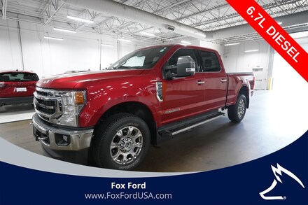 2022 Ford F-250SD Lariat Truck Crew Cab