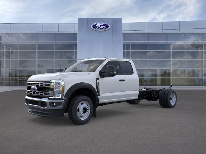 2025 Ford F-550 Super Duty Chassis Cab XL's photo
