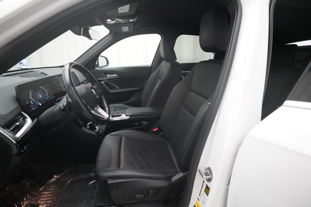 2023 BMW X1 28i - Photo 7