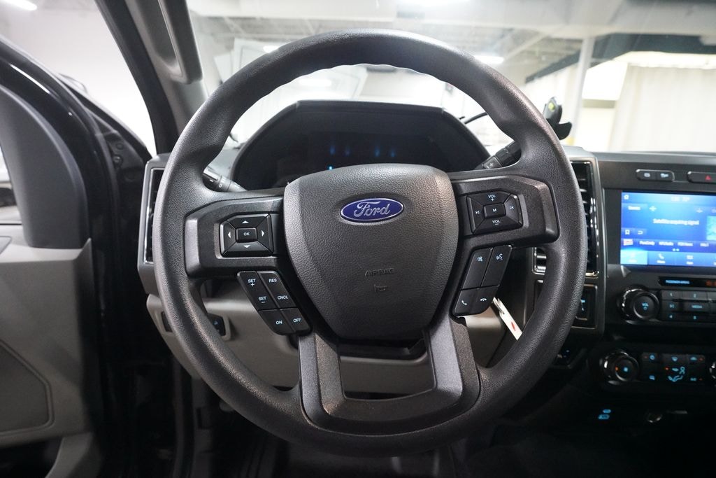 Used 2022 Ford F-250SD XLT Truck Crew Cab