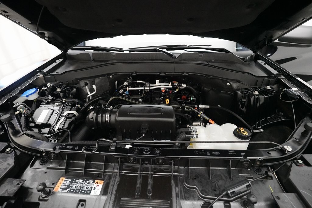 2022 Ford Explorer XLT photo 3