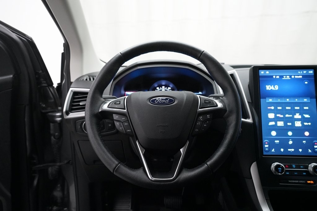 Used 2022 Ford Edge SEL SUV