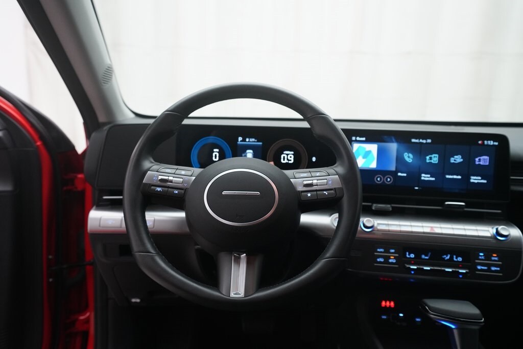 2025 Hyundai Kona SEL photo 4