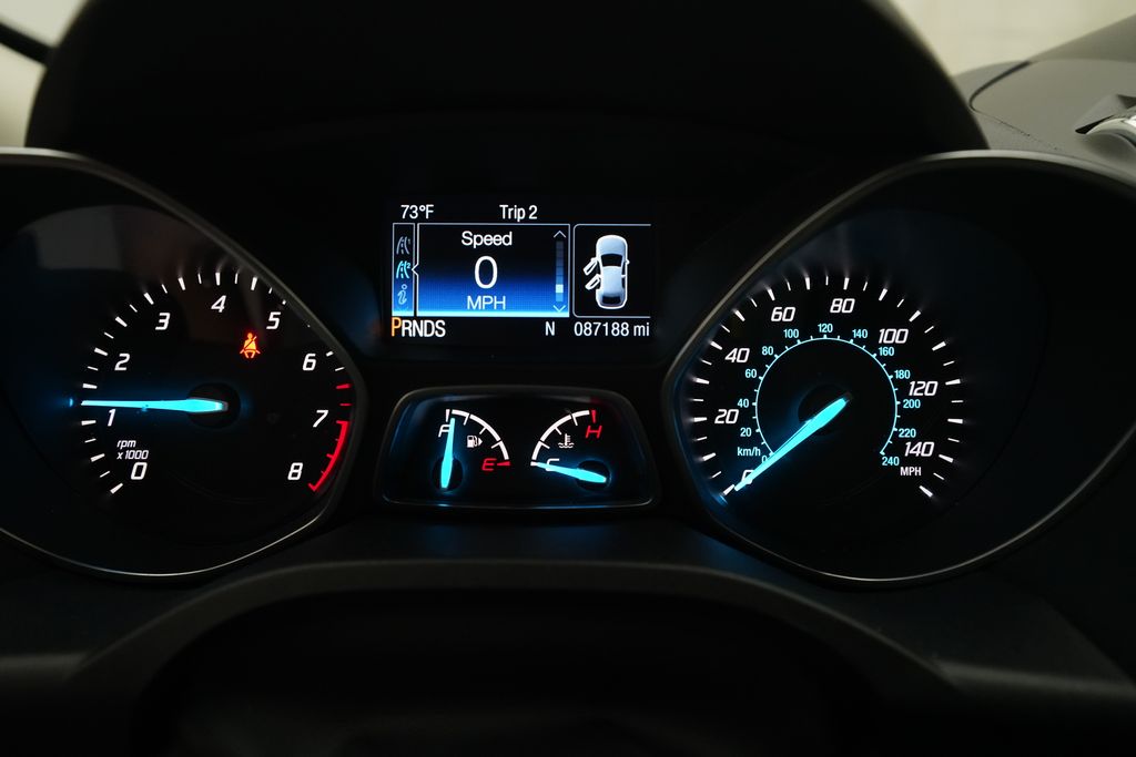 Used 2016 Ford Escape SE with VIN 1FMCU0GXXGUA96187 for sale in Kentwood, MI