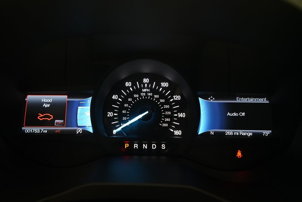 2023 Ford Edge SEL photo 2