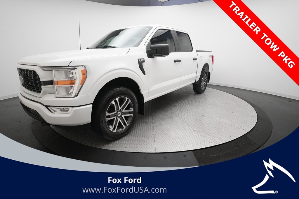 2021 Ford F-150 XL's photo