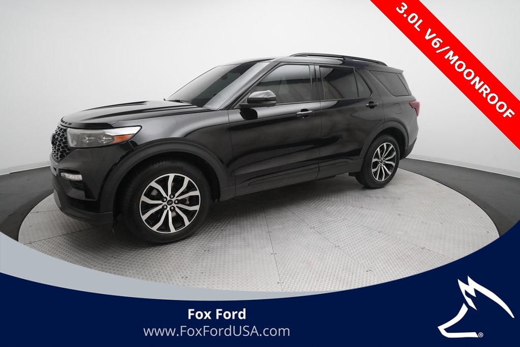 2020 Ford Explorer ST's photo