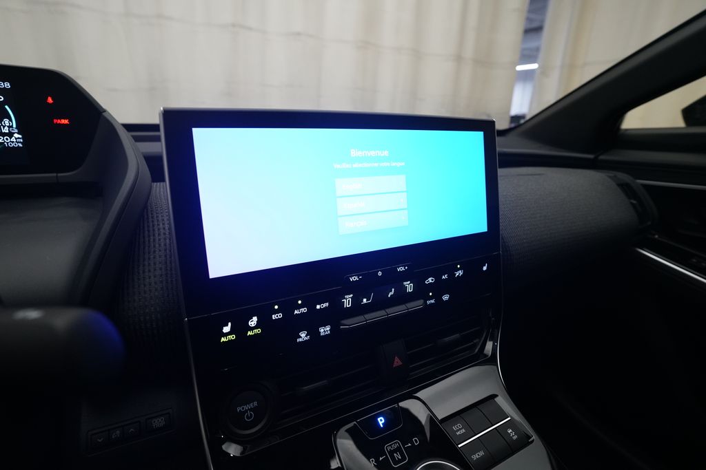 2024 Toyota bZ4X XLE - Photo 6