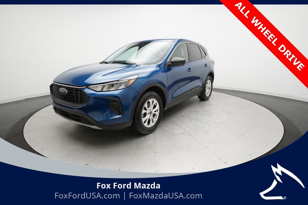 2023 Ford Escape Active's photo