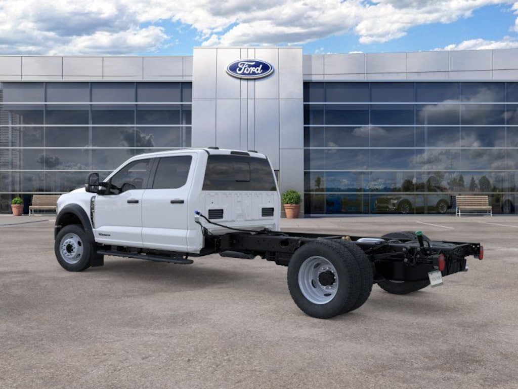 New 2026 Ford F-550SD XL 4D Crew Cab/Chassis