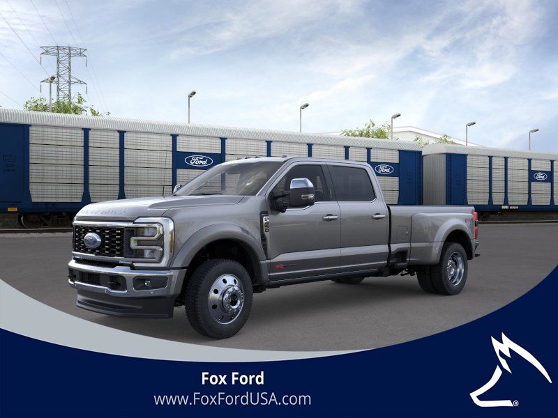 2026 Ford F-450 Lariat 4x4 Crew Cab 8' Box DRW's photo