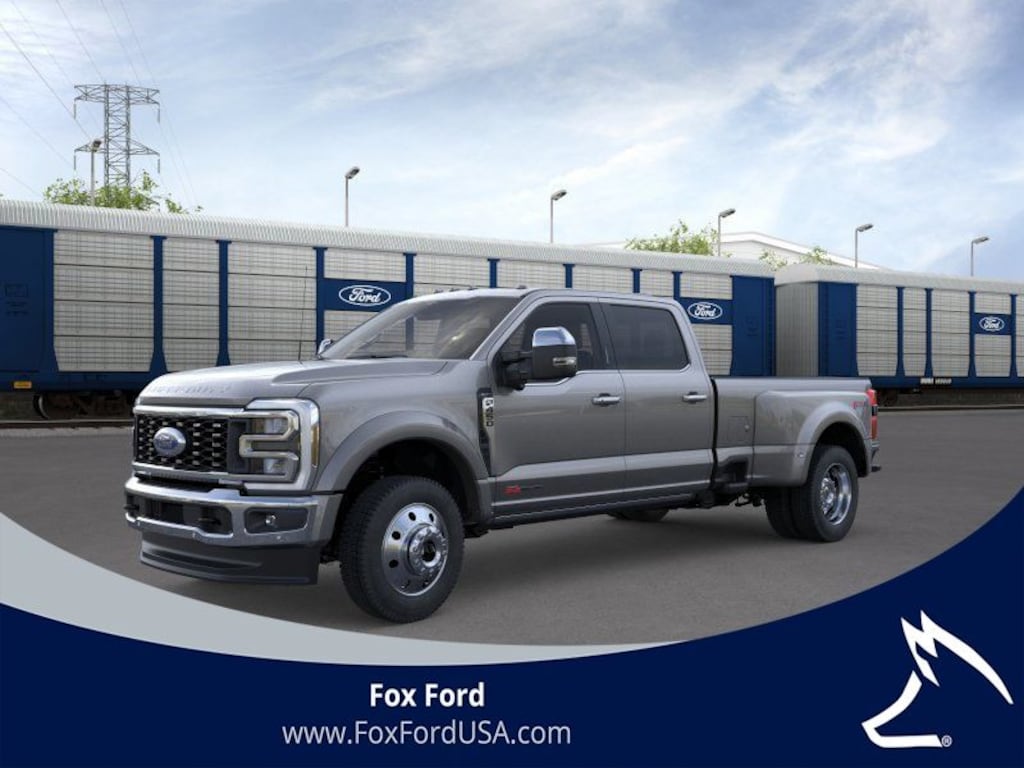 New 2026 Ford F-450SD Lariat 4D Crew Cab