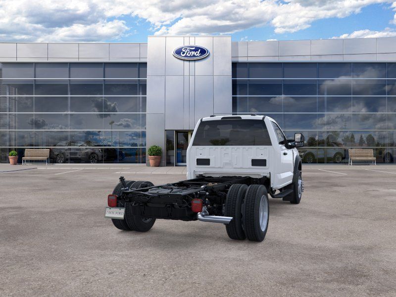2025 Ford F-550 Super Duty Chassis Cab XL - Photo 8