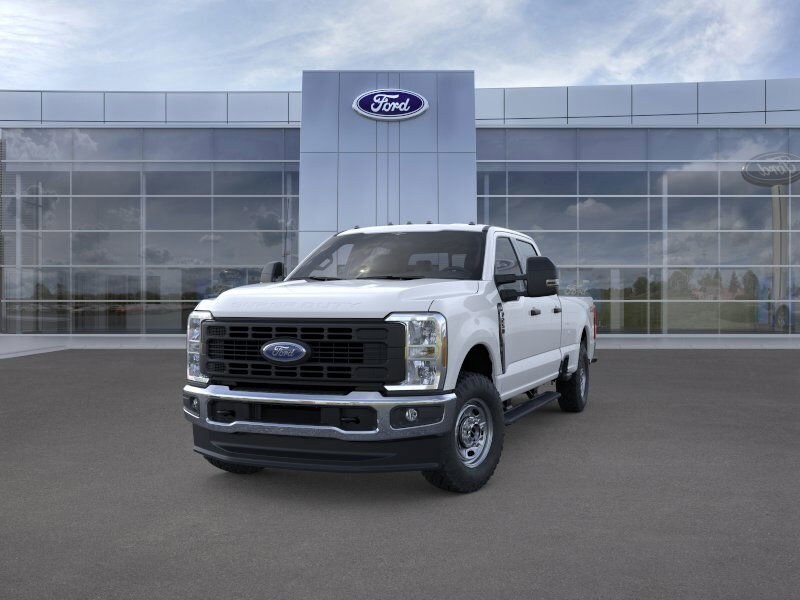 2025 Ford F-250 photo 2