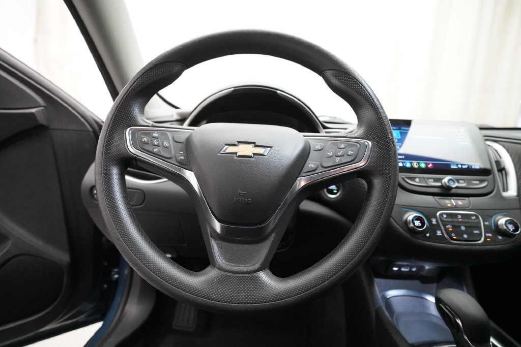 Used 2025 Chevrolet Malibu LT Sedan