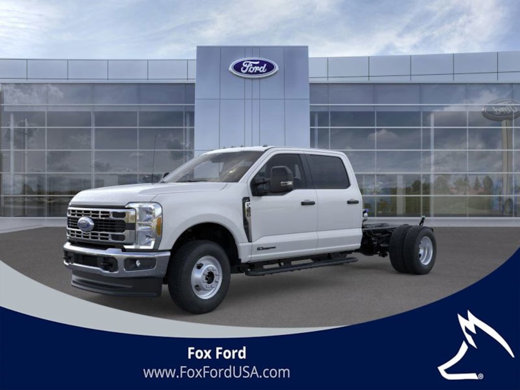 New 2026 Ford F-350SD XL 4D Crew Cab/Chassis