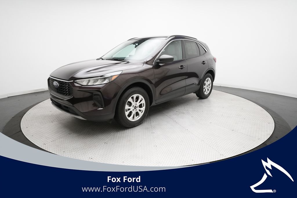 2023 Ford Escape