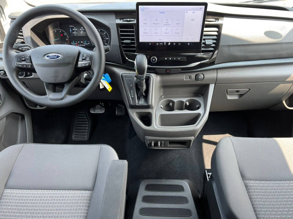 2025 Ford Transit photo 3