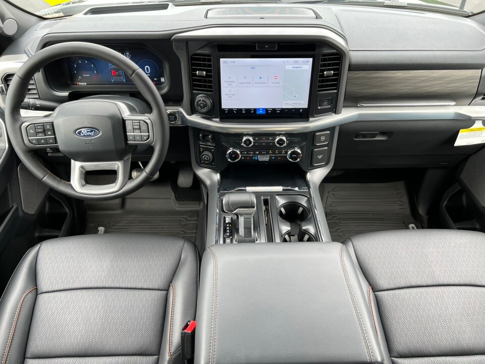 2025 Ford F-150 Lariat photo 3