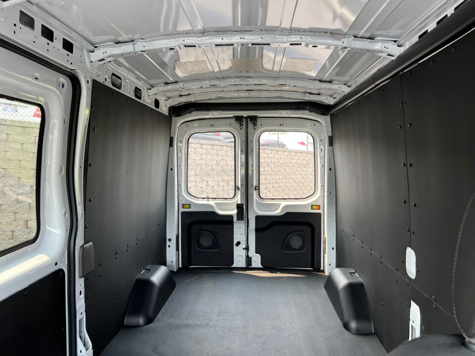 2024 Ford Transit photo 2
