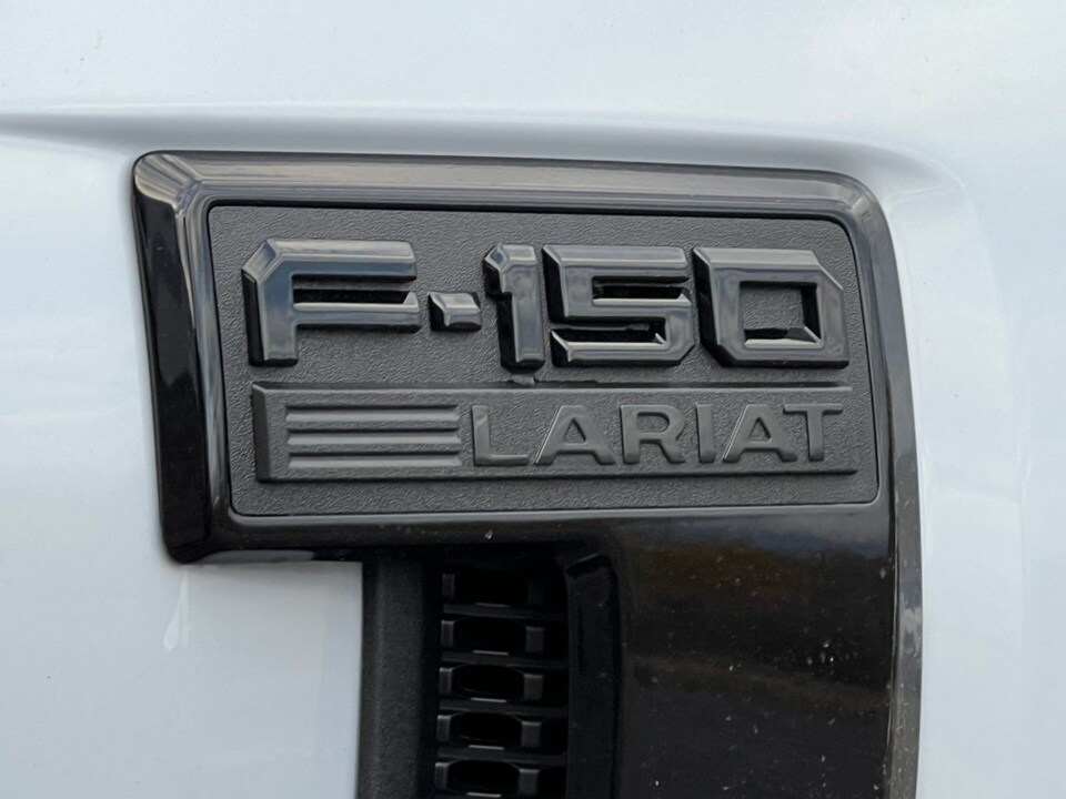 2025 Ford F-150 Lariat photo 2