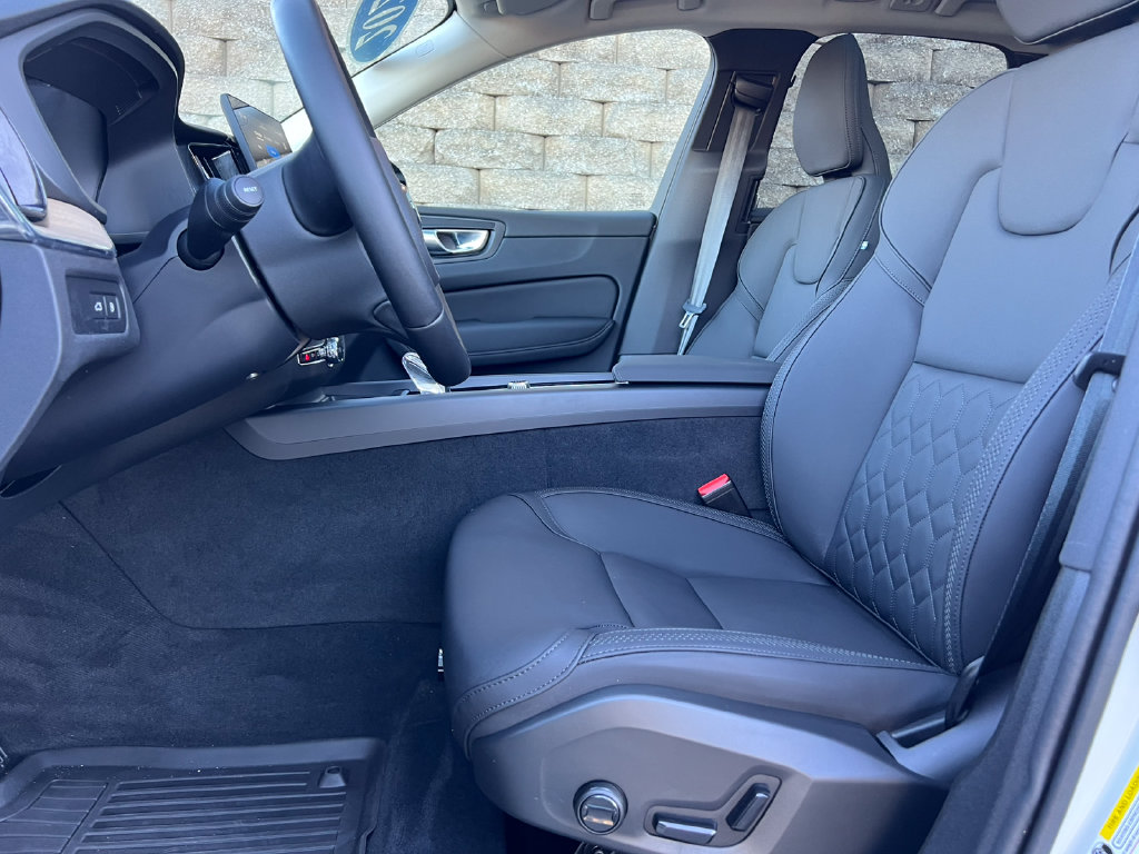 Used 2026 Volvo XC60 plug-in hybrid T8 Plus SUV