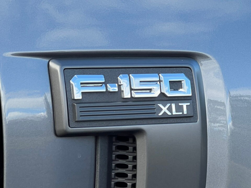 2022 Ford F-150 XLT photo 2