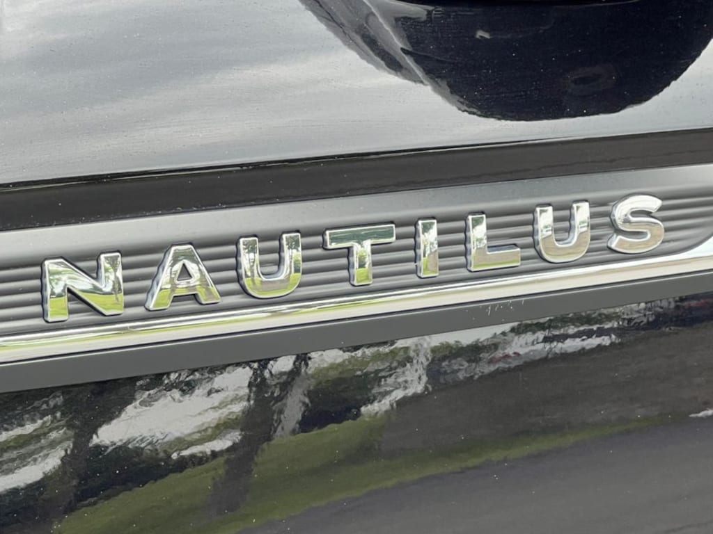 Used 2023 Lincoln Nautilus Reserve SUV