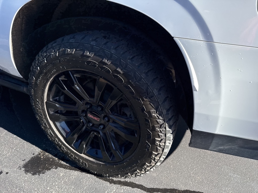 Certified 2023 GMC Yukon XL AT4 SUV