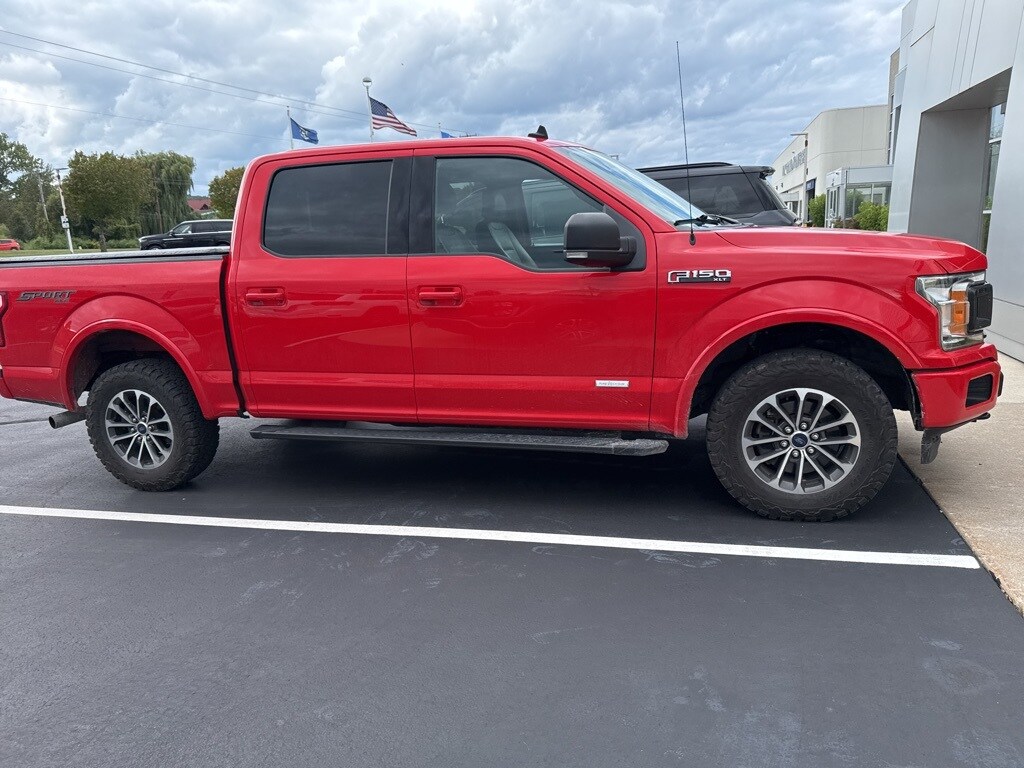 2019 Ford F-150 XLT photo 4