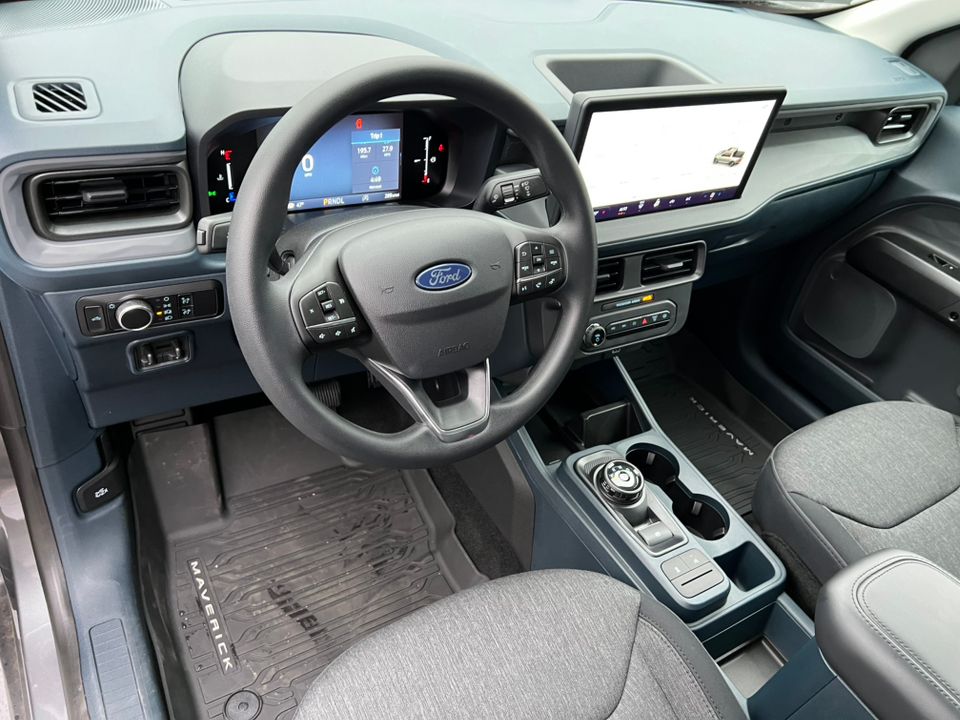 2025 Ford Maverick XLT - Photo 16