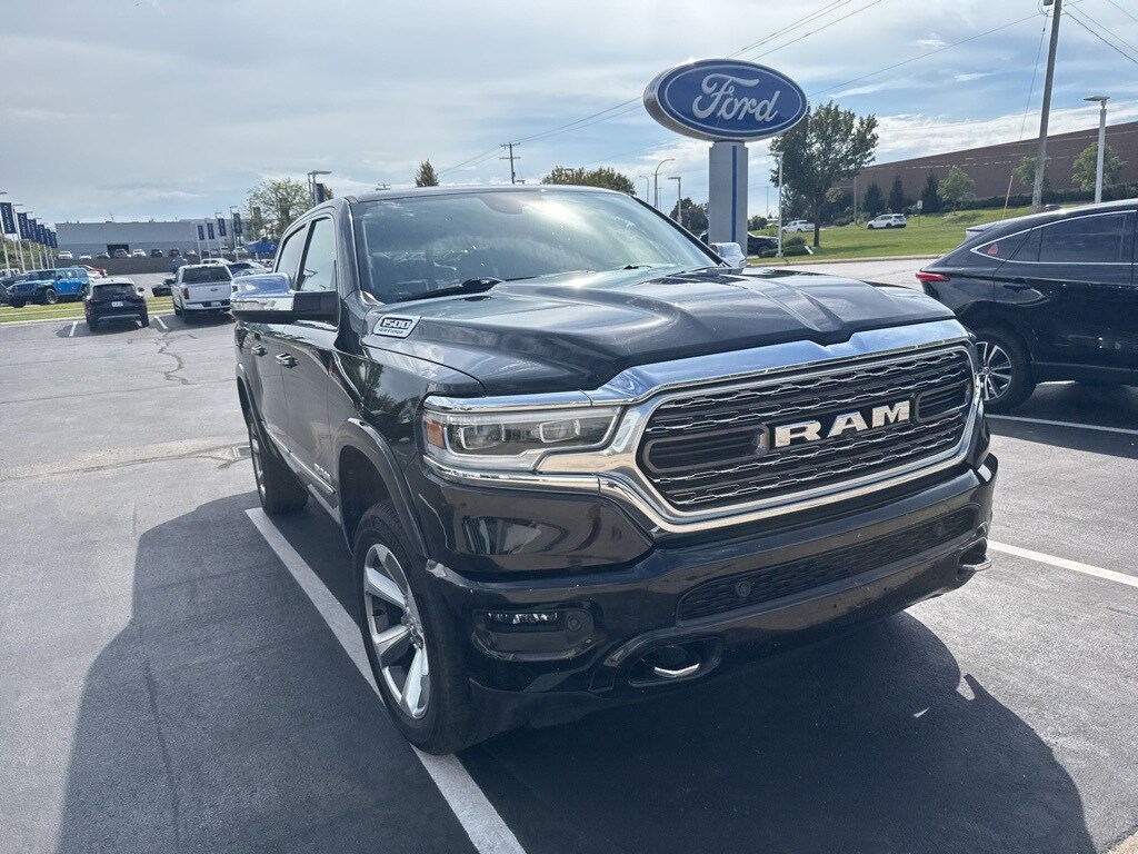 2022 Ram 1500 Limited photo 4