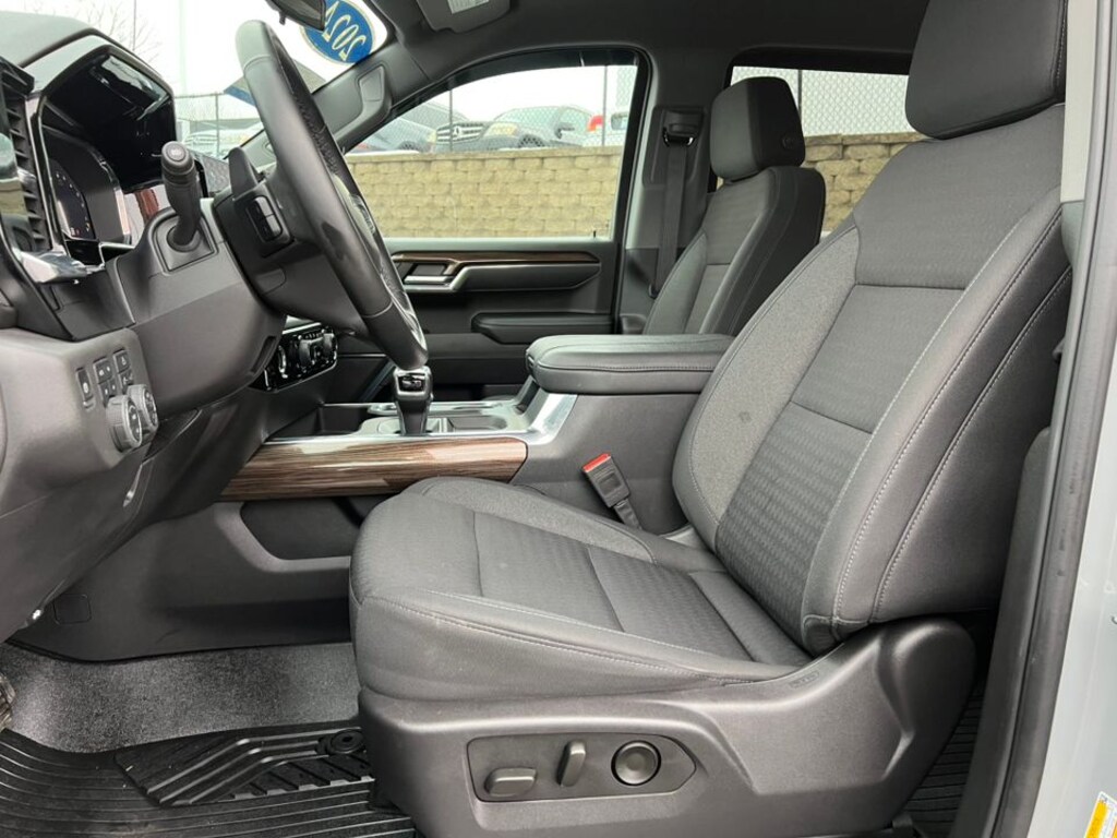 Used 2024 Chevrolet Silverado 1500 LT Trail Boss Truck Crew Cab