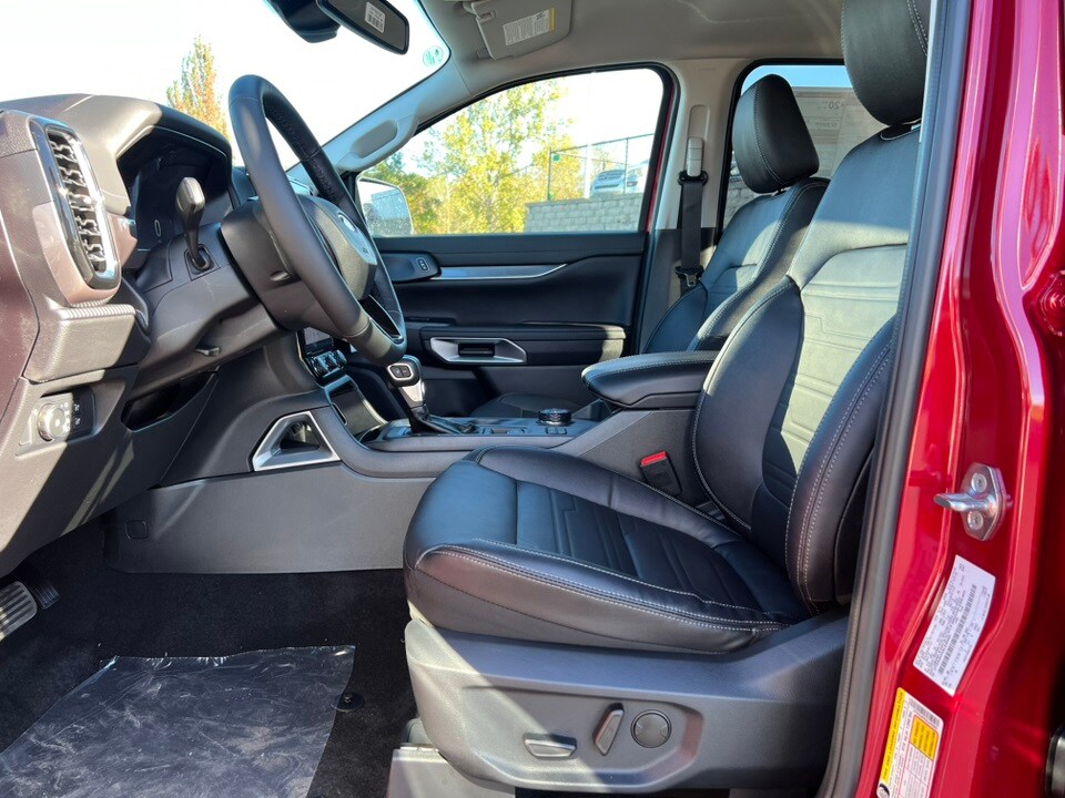 2025 Ford Ranger Lariat photo 3