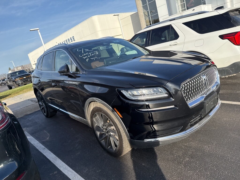 2022 Lincoln Nautilus Reserve photo 4