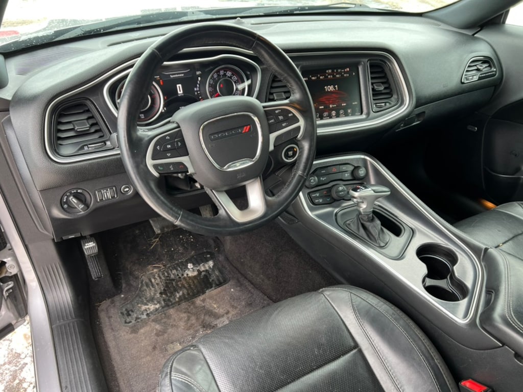 Used 2015 Dodge Challenger R/T Coupe