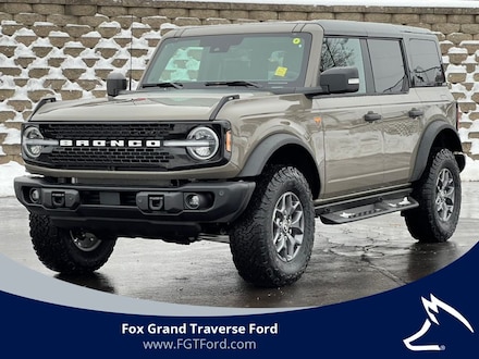 2025 Ford Bronco Badlands SUV