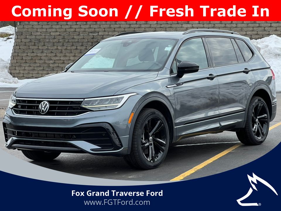2023 Volkswagen Tiguan SE R-LINE BLACK