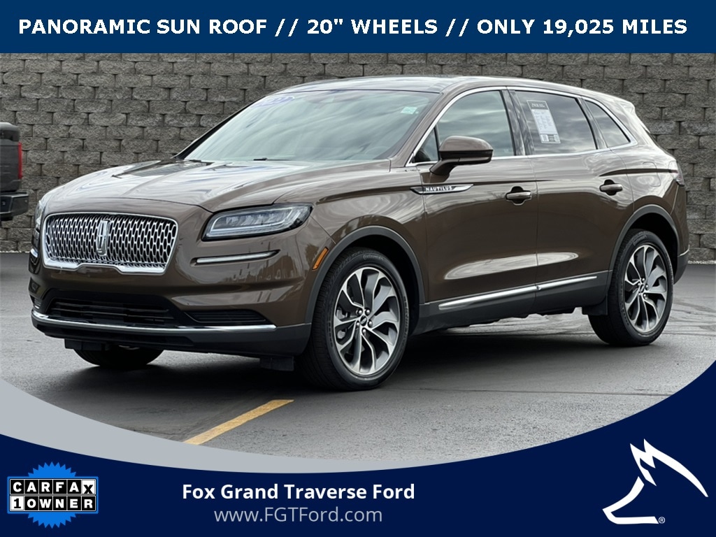 2022 Lincoln Nautilus Reserve's photo