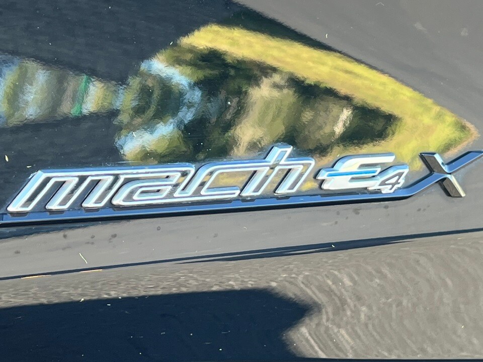 2023 Ford Mustang Mach-E GT photo 2