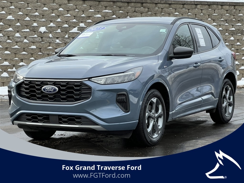 2023 Ford Escape ST-Line's photo