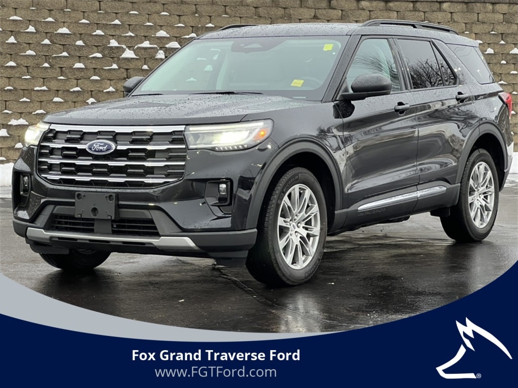 2025 Ford Explorer Active's photo