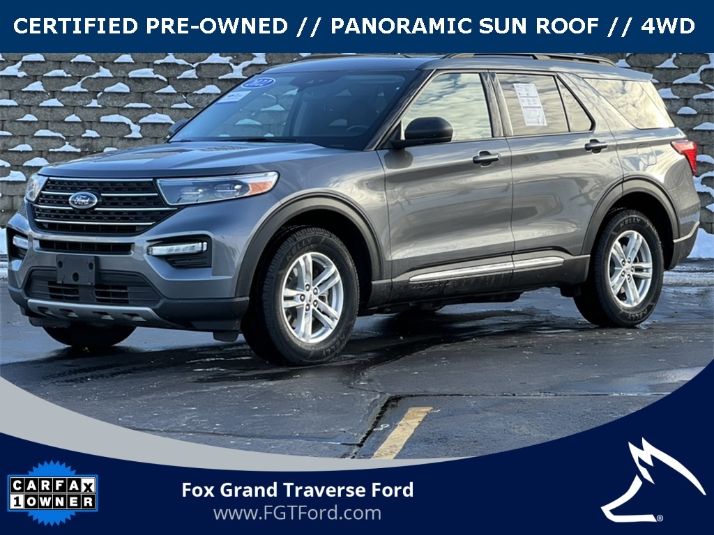 2022 Ford Explorer XLT's photo