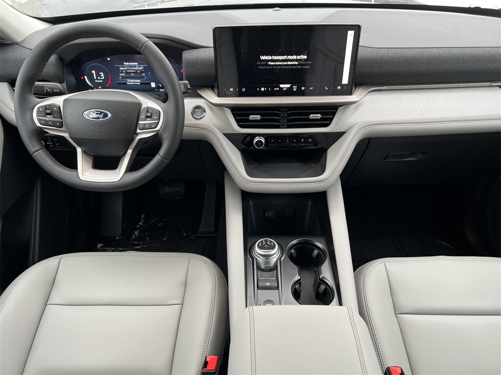 2026 Ford Explorer photo 2