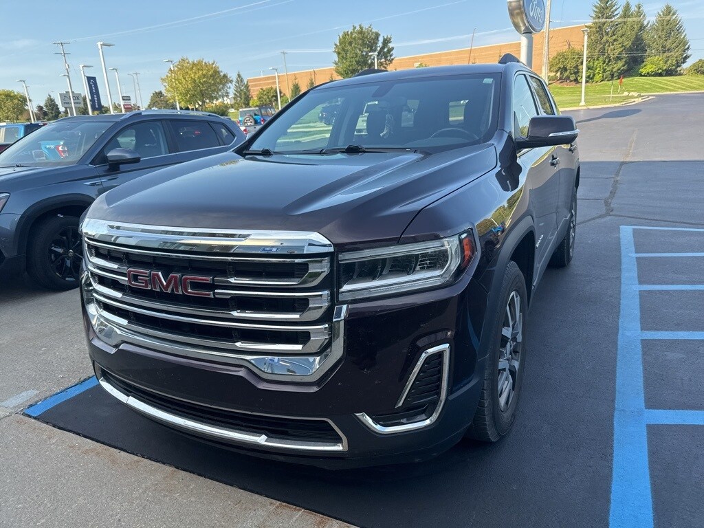 2020 Gmc Acadia SLE photo 2