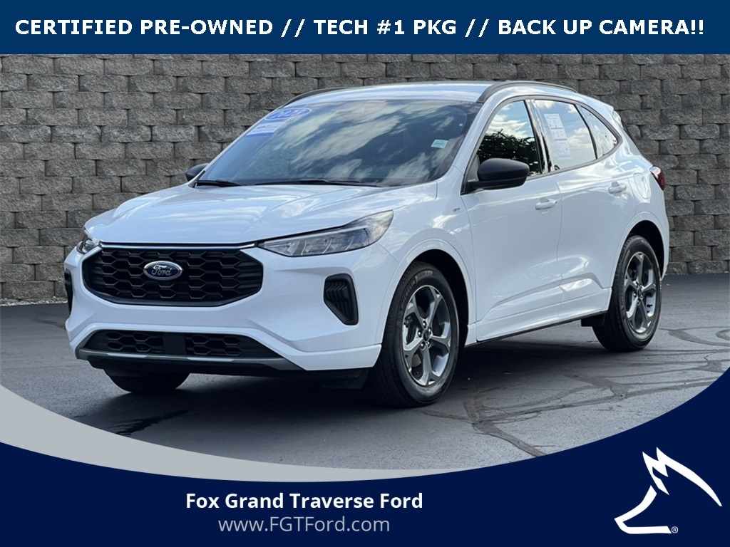 2023 Ford Escape ST-Line's photo